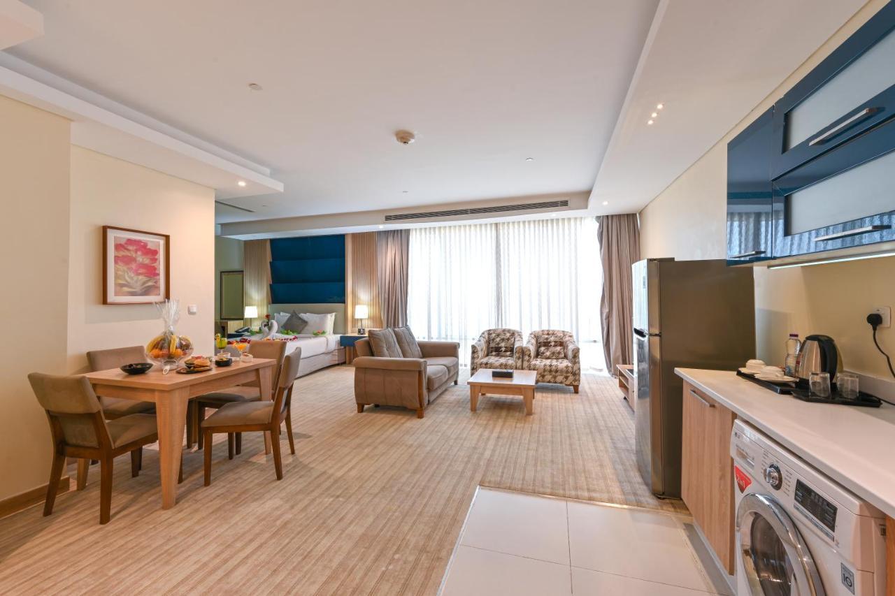 Al Mansour Suites Hotel Doha Dış mekan fotoğraf