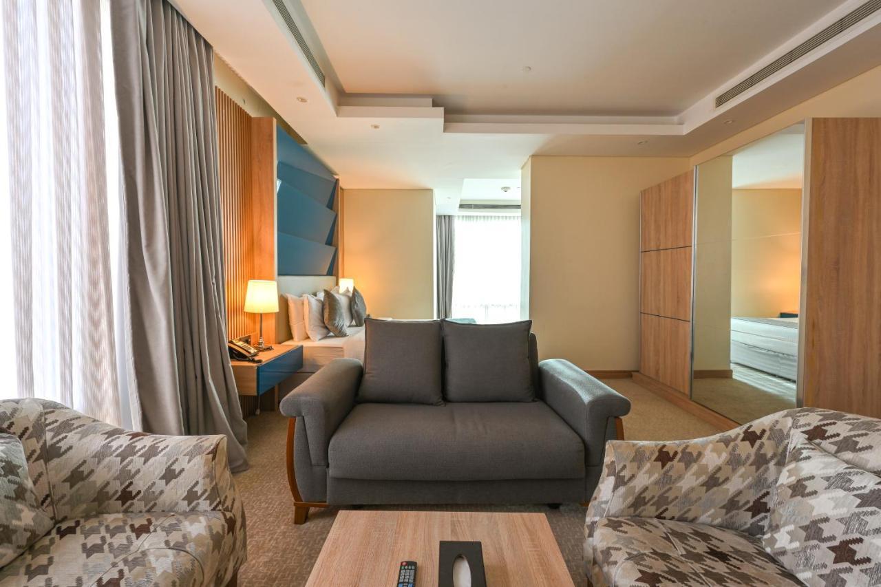 Al Mansour Suites Hotel Doha Dış mekan fotoğraf