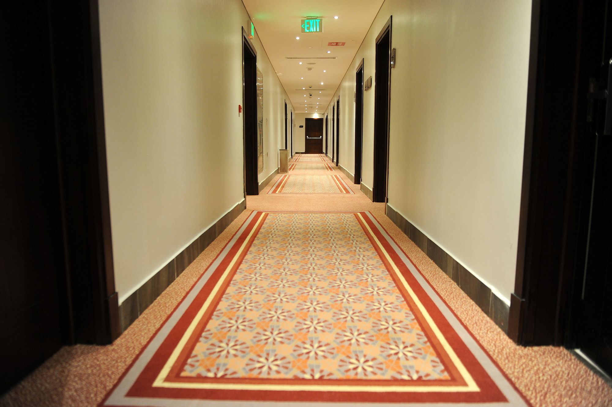 Al Mansour Suites Hotel Doha Dış mekan fotoğraf